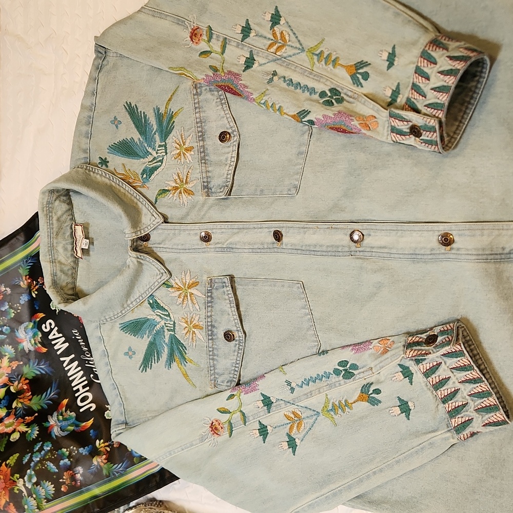 Johnny Was Denim Jean Jacket Oversized Shirt Embroidered Button Front XL Vintage